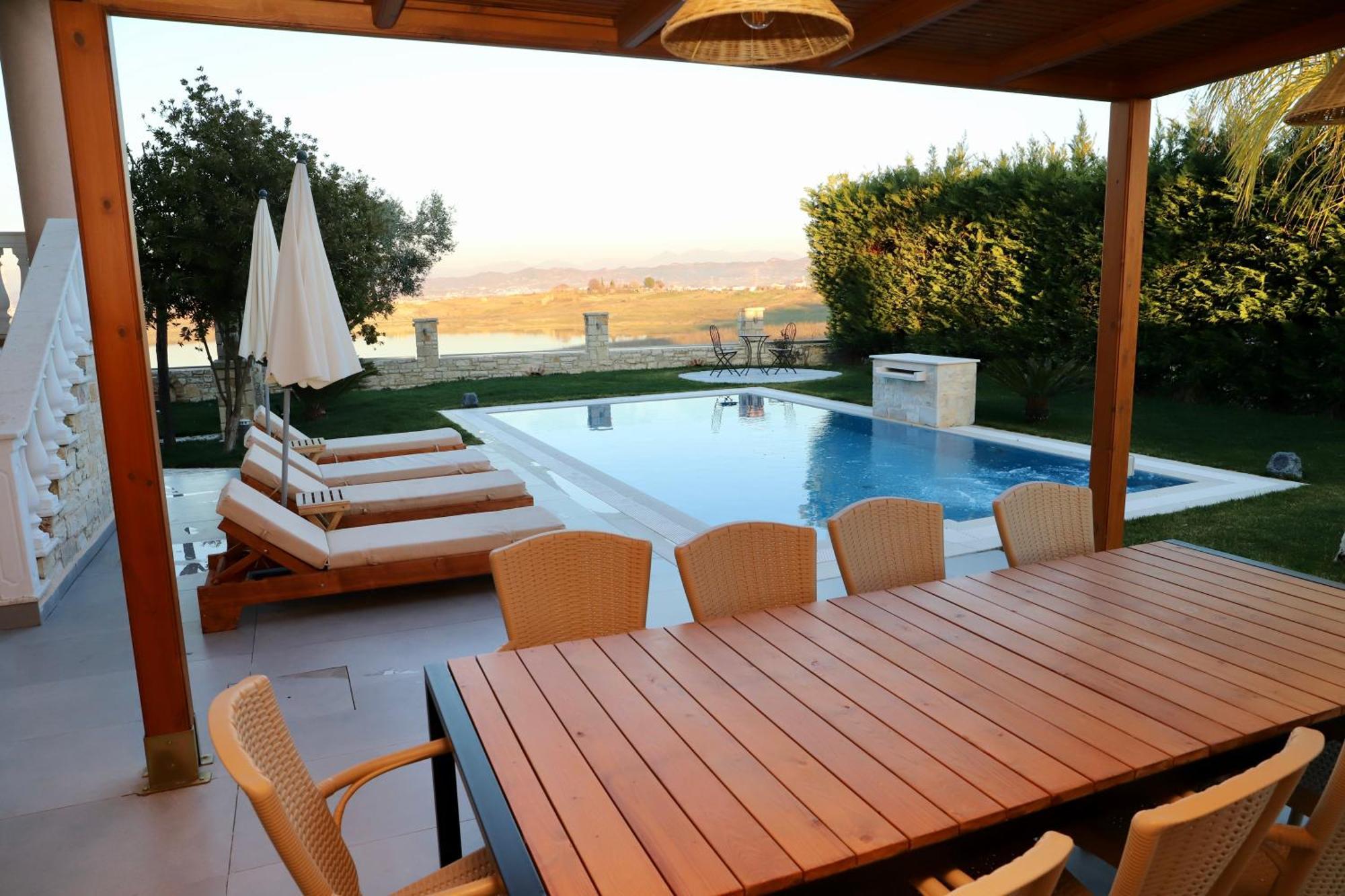 Green Villa With Private Pool Дуррес Экстерьер фото